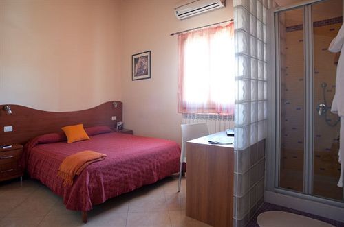 Motta SantʼAnastasia Motta Residence Hotel المظهر الخارجي الصورة